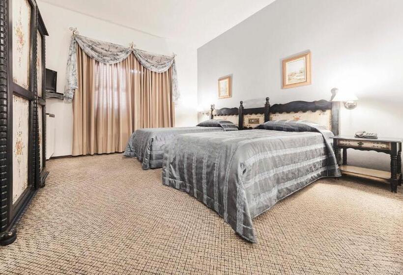 デラックスルーム, Tannenhof