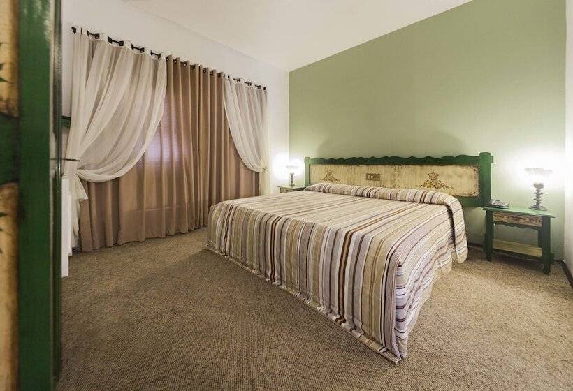 ダブルベッドスタンダードルーム, Tannenhof