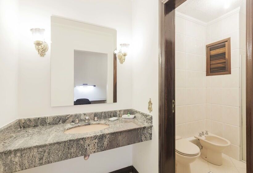 デラックスルーム, Tannenhof