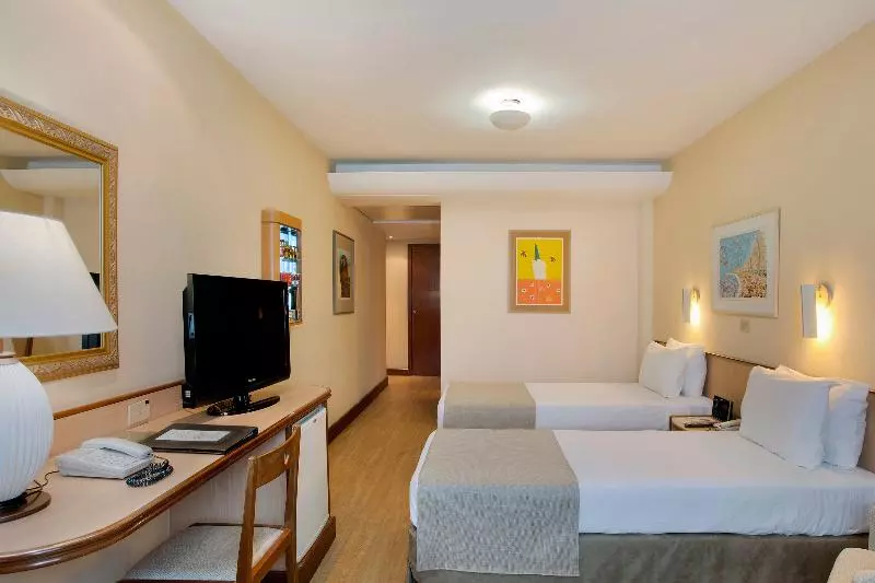 Perhehuone, Windsor Plaza Copacabana