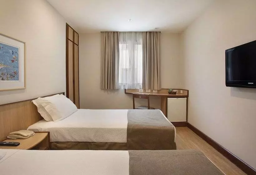 Perhehuone, Windsor Plaza Copacabana