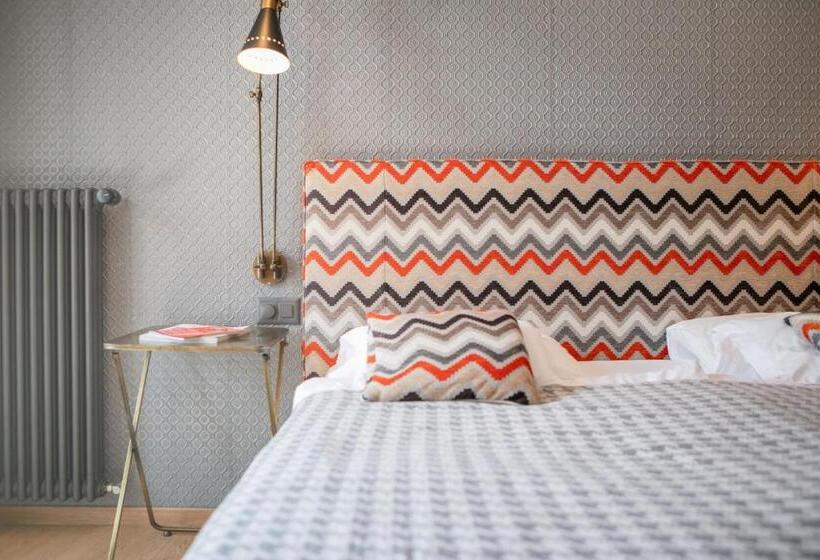 سوییت خانوادگی, Art Hotel Riposo