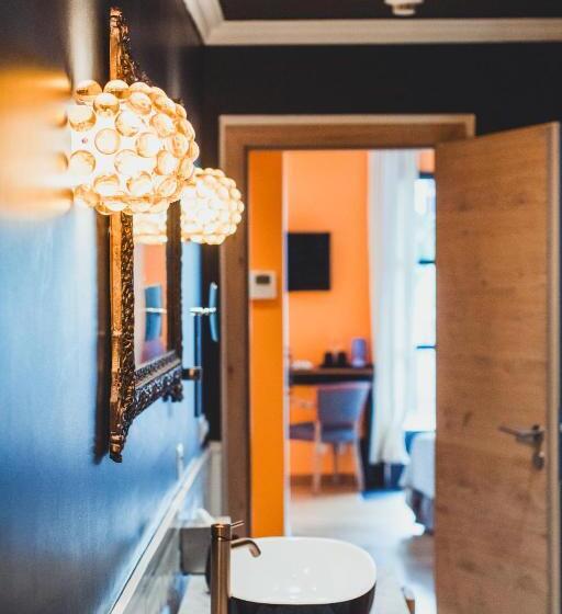 سوییت خانوادگی, Art Hotel Riposo