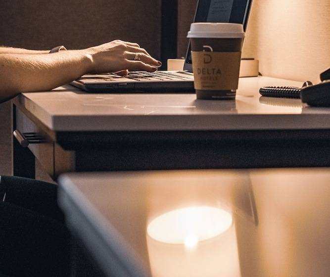 غرفه قياسيه سريرين مزدوجين, Delta Hotels By Marriott Sherbrooke Conference Centre