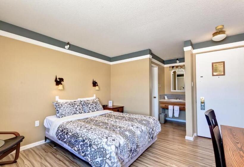 Номер Стандарт, Astoria