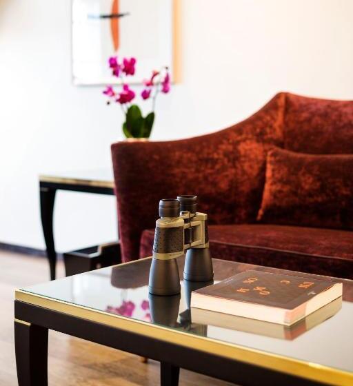 디럭스 주니어 스위트, Bellevue Palace Bern