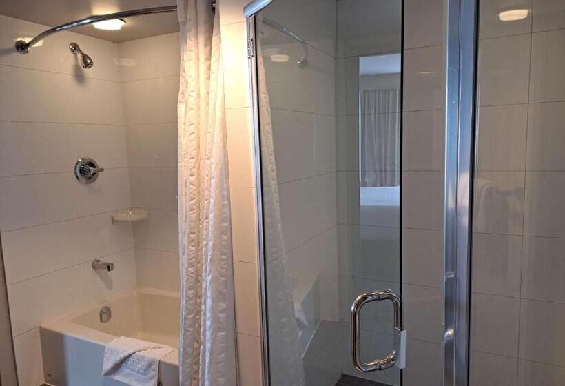 Люкс Кровать Кинг, Best Western Plus Vancouver Airport