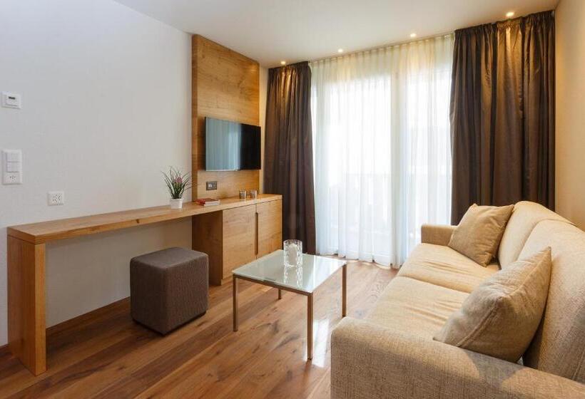 Suite med Balkon, Crown