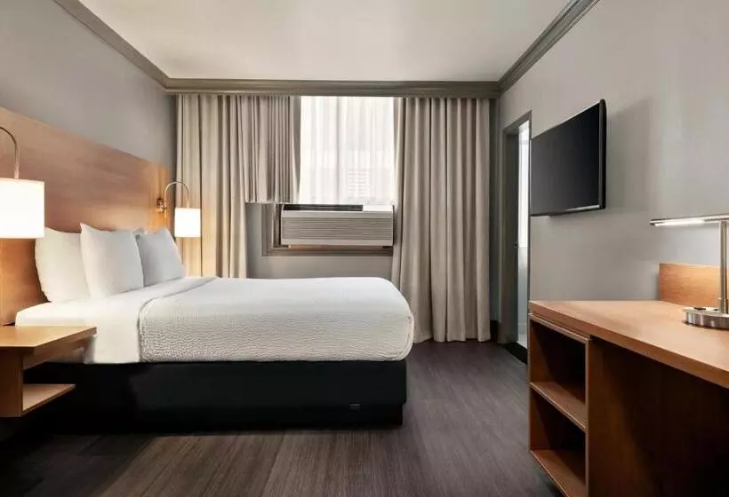 اتاق استاندارد, Days Inn By Wyndham Vancouver Downtown
