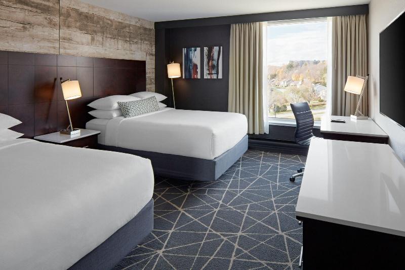 Номер Стандартный Кровать Куин, Delta Hotels By Marriott Sherbrooke Conference Centre