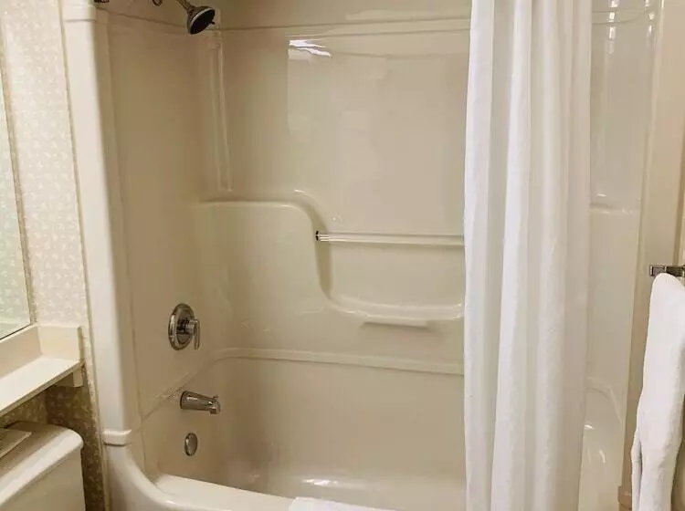 Standard-huone 2 Parivuodetta, Econo Lodge Airport Quebec