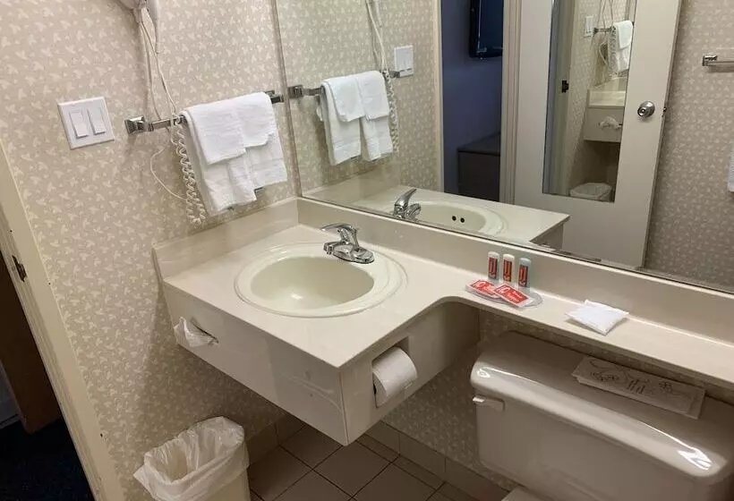 Standard-huone 2 Parivuodetta, Econo Lodge Airport Quebec