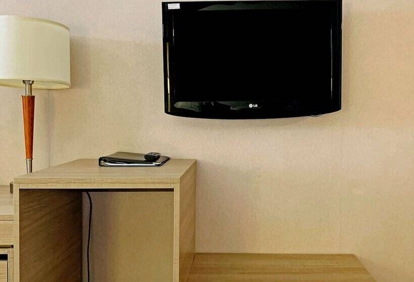 חדר סטנדרט שתי מיטות זוגיות, Econo Lodge Airport Quebec