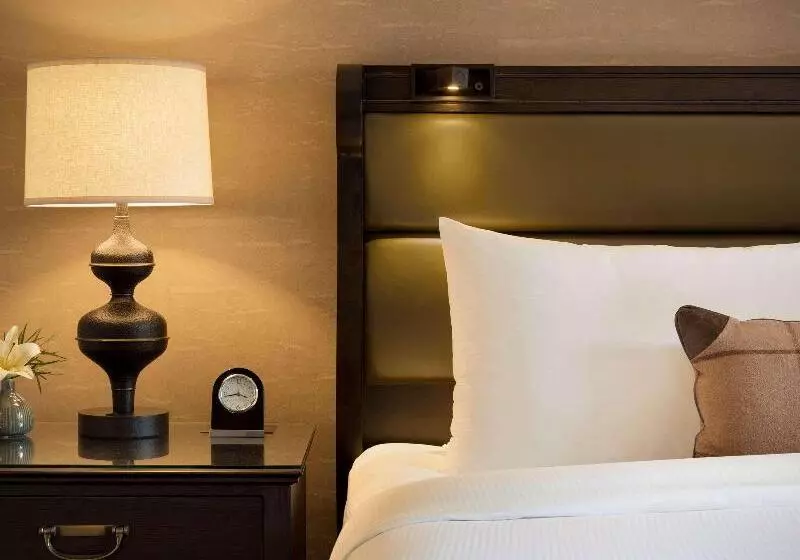 シングルデラックスルーム, Fairmont Banff Springs