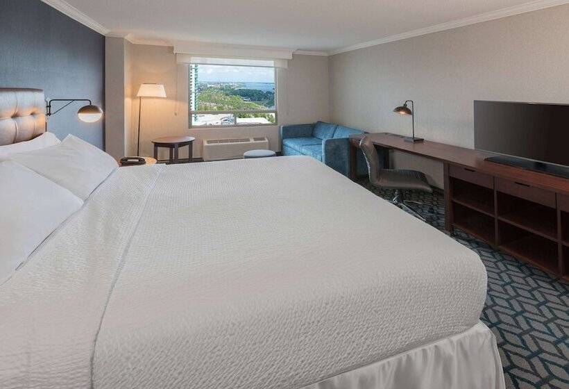 带城市景观及双人床的标准房间, Wyndham Fallsview