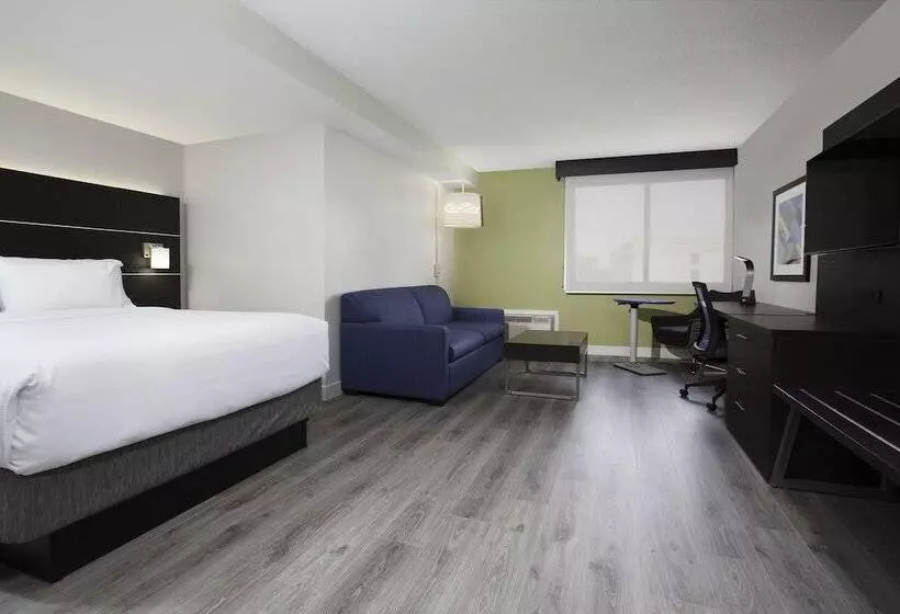 سوئیت با وان آب گرم, Holiday Inn Express & Suites Mississauga Toronto Southwest, An Ihg