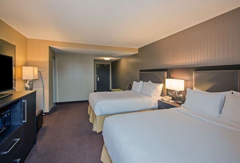 Номер Стандарт 2 Двуспальные Кровати, Quality Inn & Suites