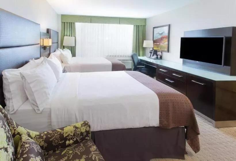 اتاق استاندارد با 2 تخت دوبل, Holiday Inn Vancouver Centre Broadway, An Ihg