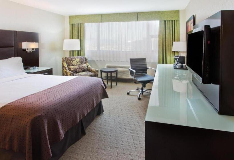 Номер Superior, Holiday Inn Vancouver Centre Broadway, An Ihg