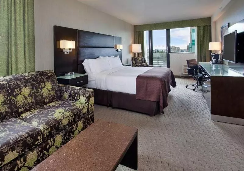 اتاق استاندارد با تخت بزرگ, Holiday Inn Vancouver Centre Broadway, An Ihg