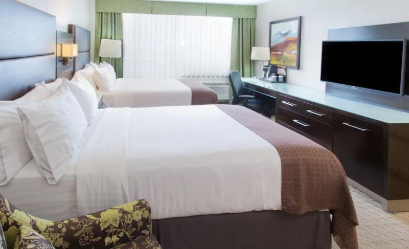 Номер Стандарт, Holiday Inn Vancouver Centre Broadway, An Ihg