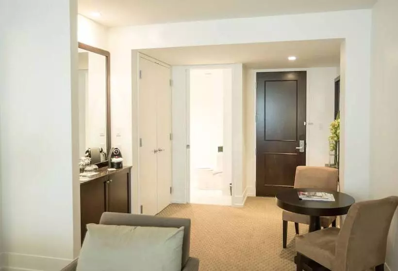 デラックススイート, Hôtel Le Bonne Entente