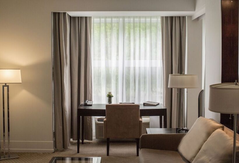 Люкс Повышенной Комфортности, Hôtel Le Bonne Entente