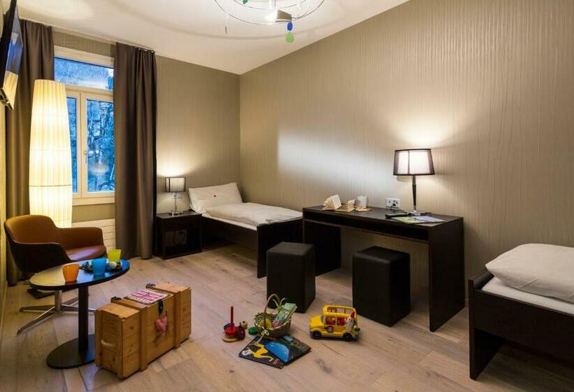 סוויטה משפחתית, Märchen