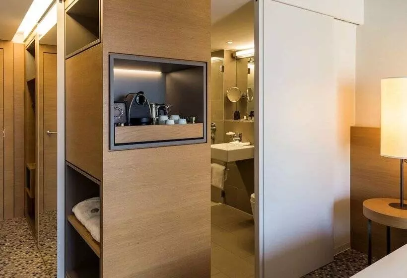 Deluxe Kamer, Pullman Basel Europe