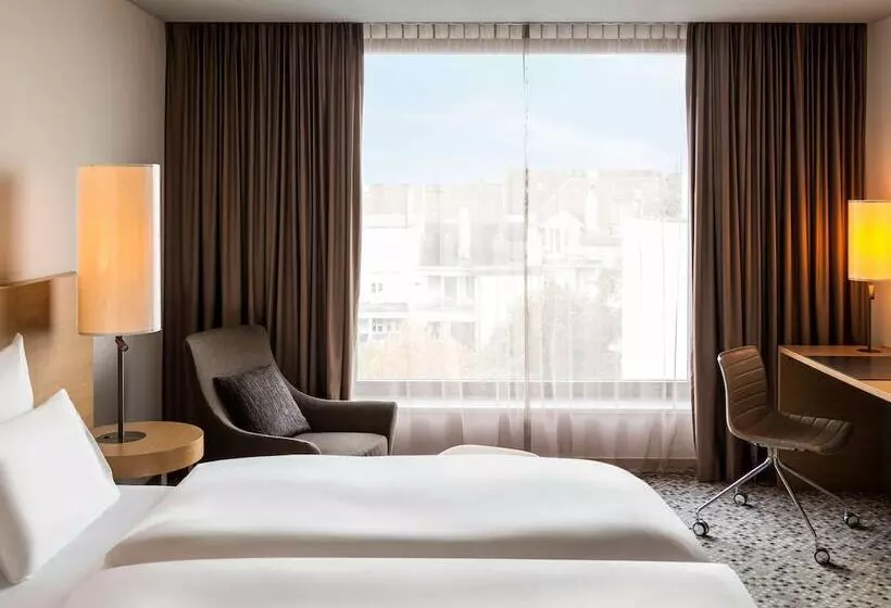 Deluxe Kamer, Pullman Basel Europe