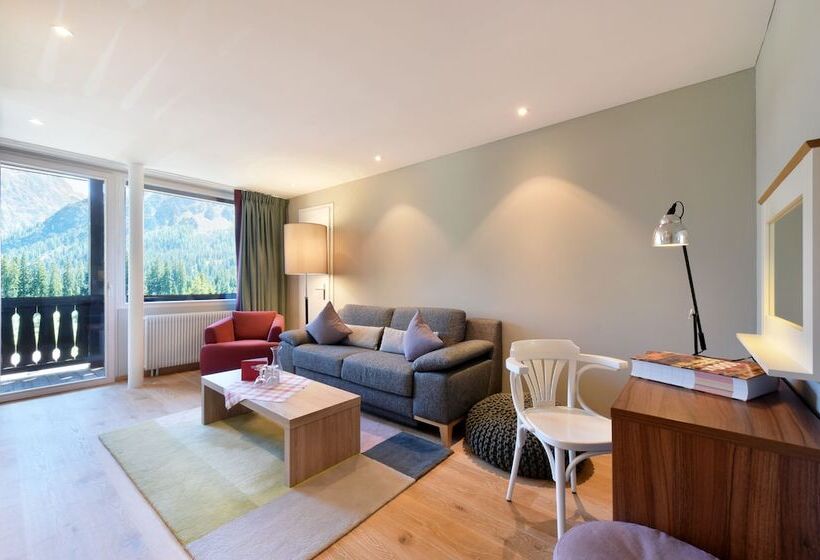 جناح سوبيريور, Seehofarosa