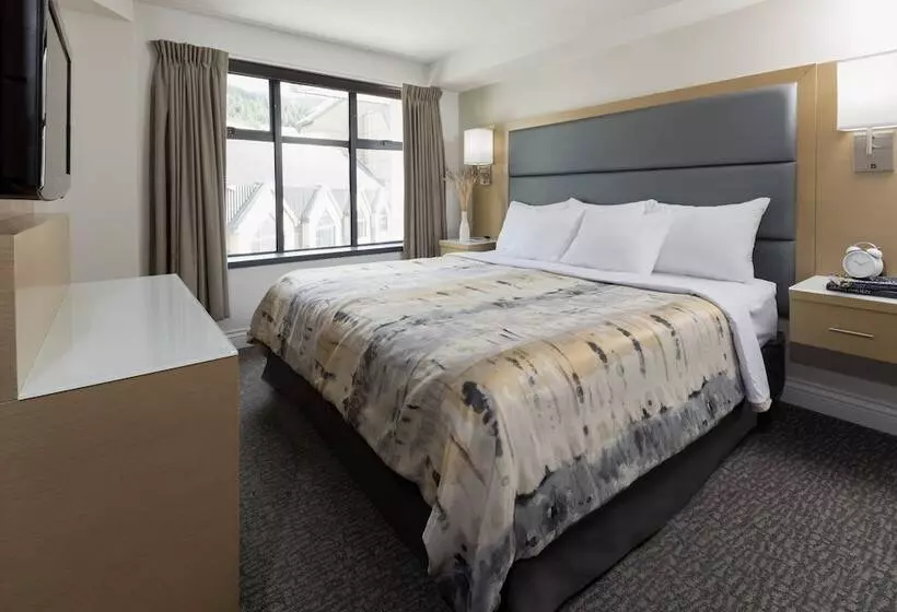 3 Bedroom Suite, The Crystal Lodge
