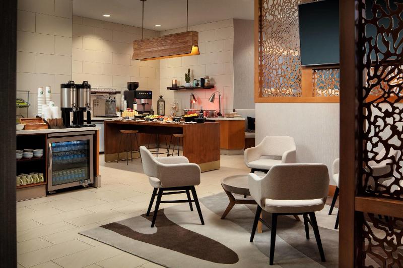 غرفة بريميوم, The Ritzcarlton, Montreal