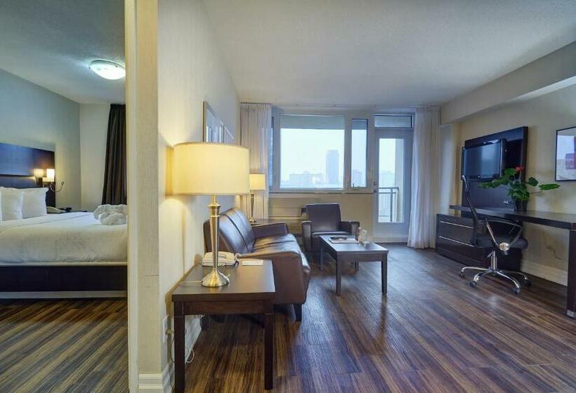 Люкс Повышенной Комфортности, Town Inn Suites