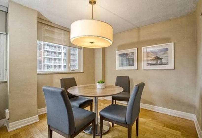 Люкс 2 Спальни, Town Inn Suites