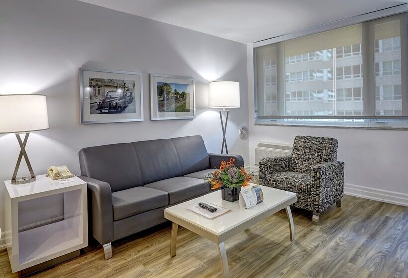 Люкс Повышенной Комфортности, Town Inn Suites