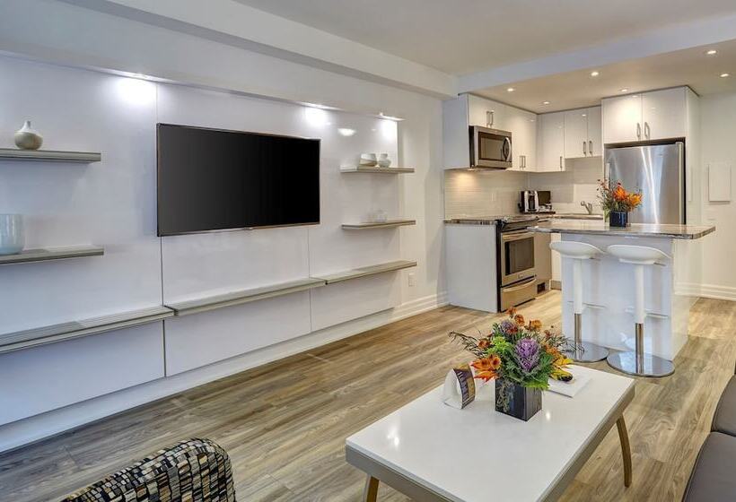 Люкс Повышенной Комфортности, Town Inn Suites