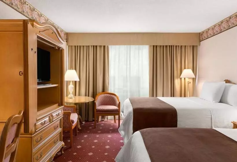 スタンダードシティビュールーム, Travelodge By Wyndham Niagara Falls Fallsview