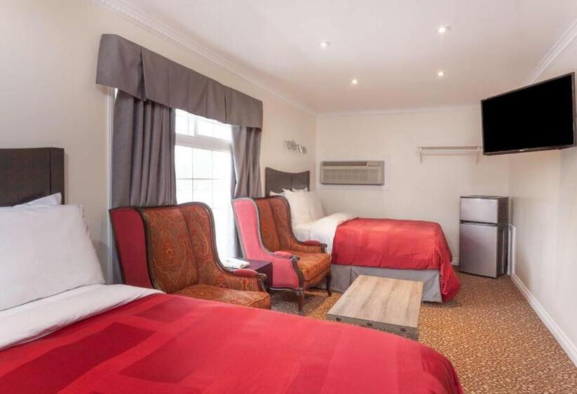 Номер Стандарт, Knights Inn Kingston