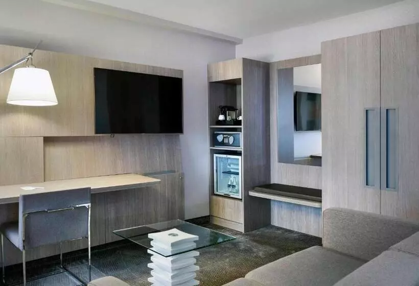 エクゼクティブルーム, Doubletree By Hilton Ottawa Downtown