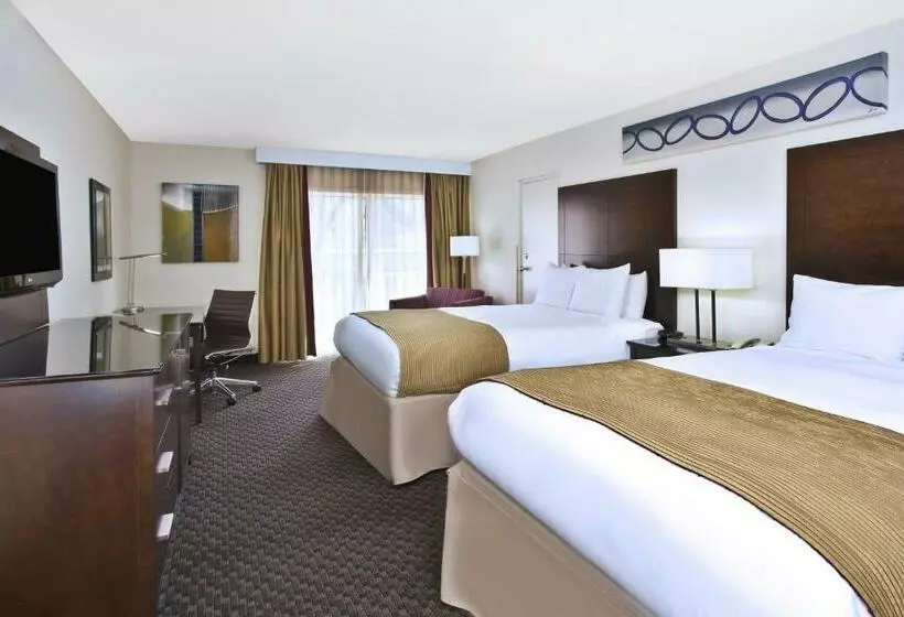 اتاق استاندارد با 2 تخت دوبل, Radisson Hotel Sudbury