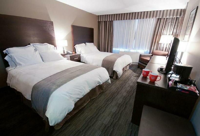 غرفه قياسيه سريرين مزدوجين, Radisson Hotel Winnipeg Downtown