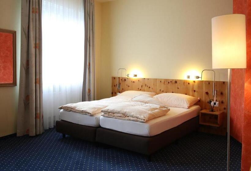 חדר אקונומי, Ambiente Hotel Freieck