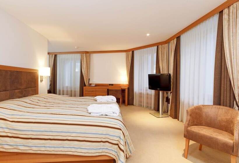 ジュニアスイート, Art Boutique Hotel Monopol