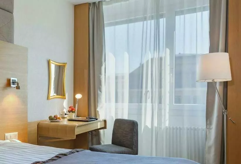 اتاق اکونومی یک تخته, Continental Hotel Lausanne