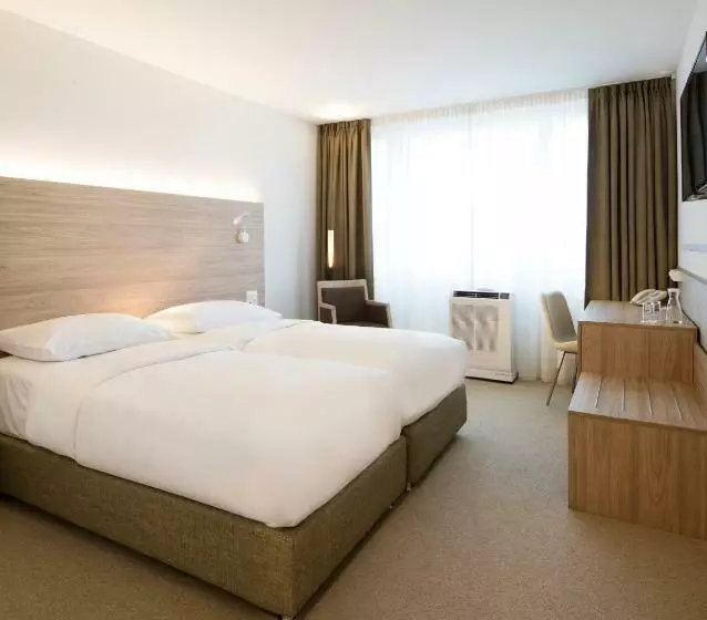 اتاق اکونومی, Continental Hotel Lausanne