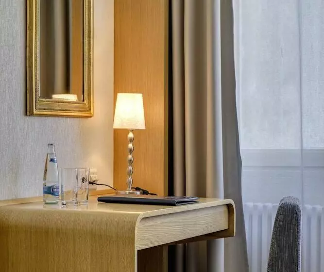 اتاق اکونومی, Continental Hotel Lausanne