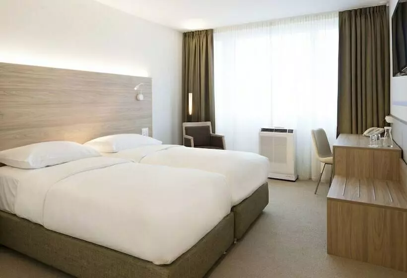اتاق اکونومی, Continental Hotel Lausanne