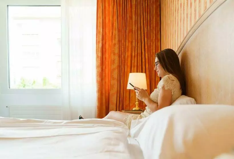 اتاق راحتی, Continental Hotel Lausanne