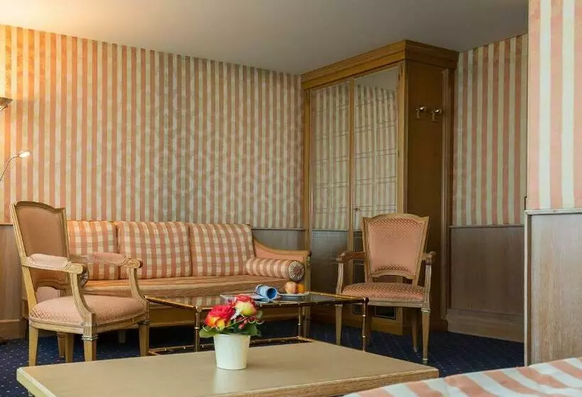 اتاق استاندارد با چشمانداز دریاچه, Continental Hotel Lausanne